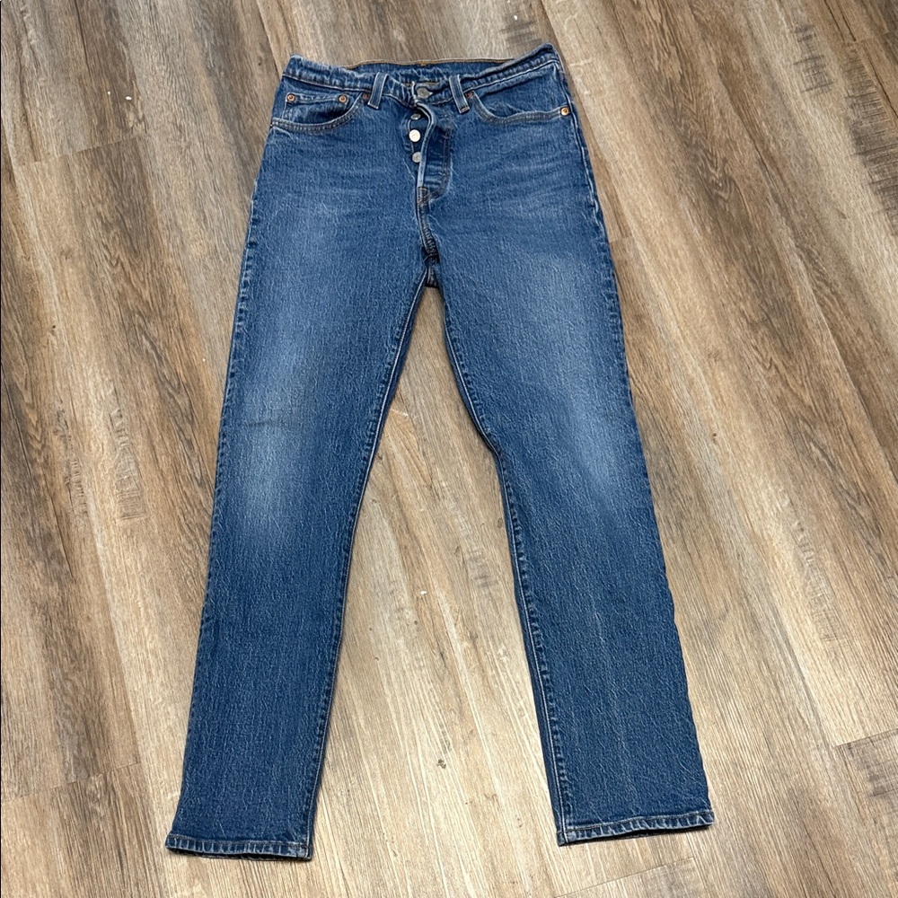 Levi’s 501 Classic Straight-Leg Women’s Jeans in Dark Blue 27x30